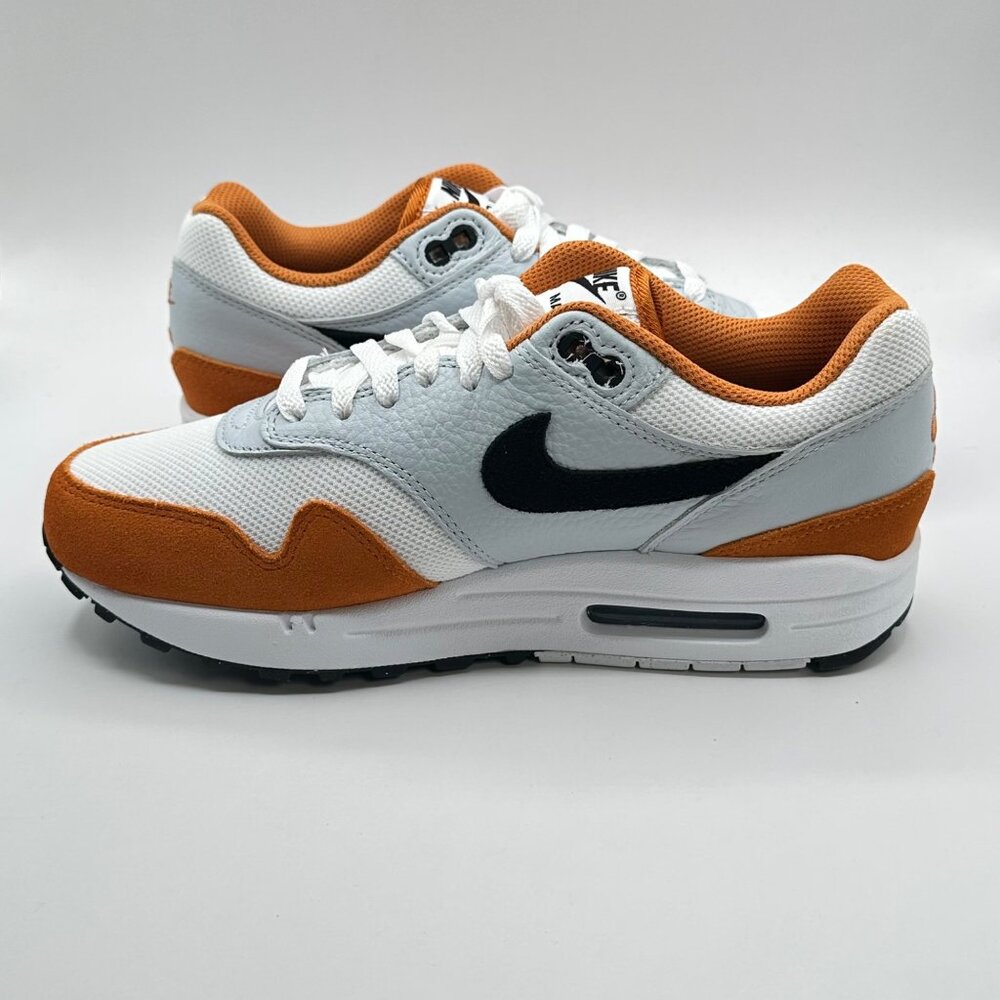 Nike Air Max 1 White Monarch Pure Platinum FN6952-101 Men's Size 7 Women 8.5 - Picture 10 of 12